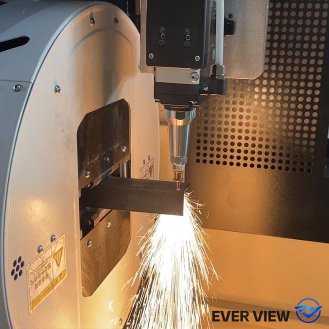Laserové řezací stroje umožňují zpracování součástí zemědělských strojů; EVER VIEW pomáhá při modernizaci výroby zemědělské techniky
