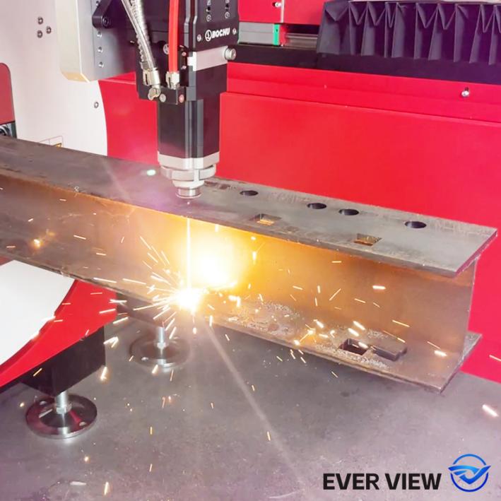Laserové řezací stroje umožňují zpracování kontejnerů; EVER VIEW dosahuje vysoce účinného řezání součástí kontejnerů